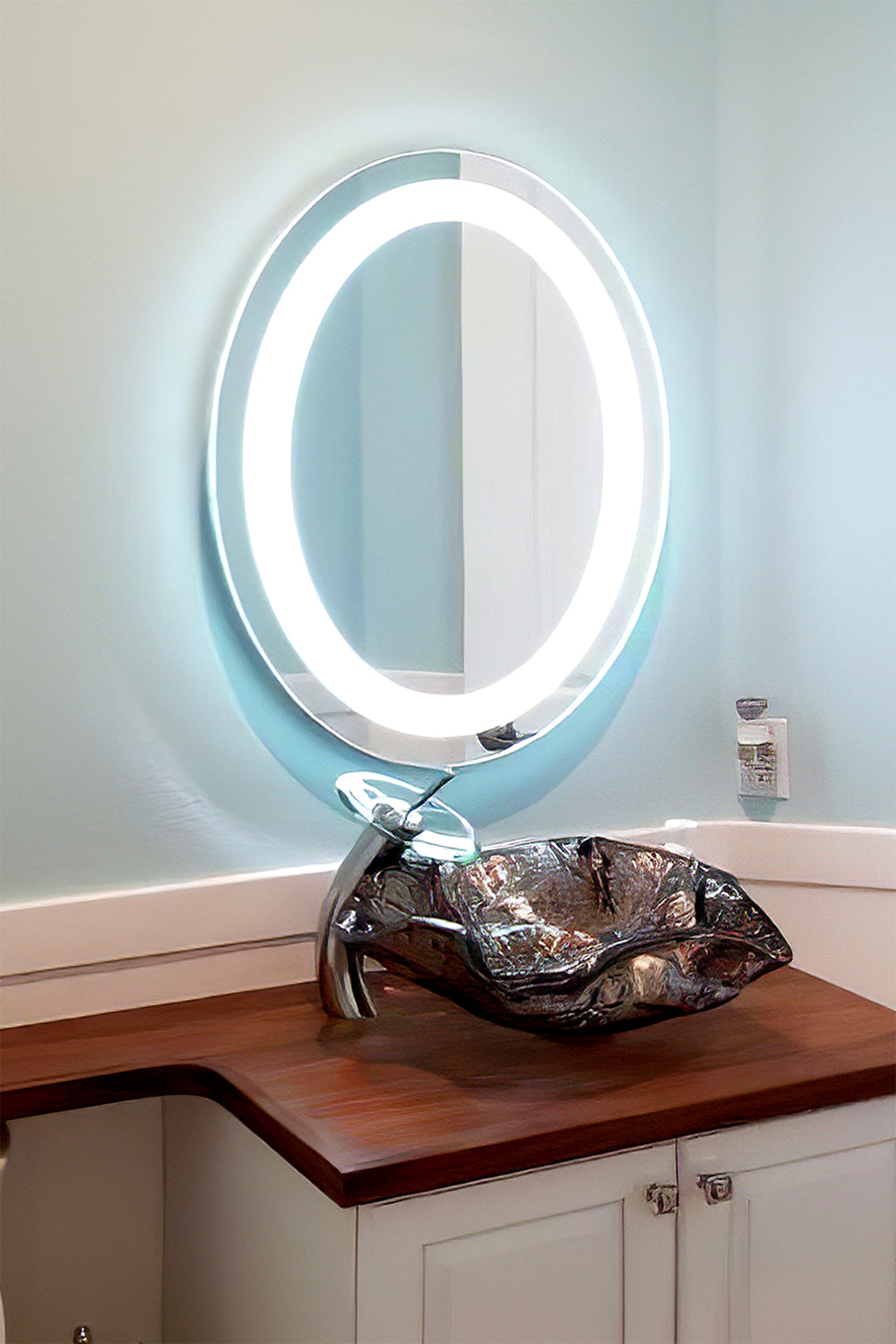 Front-Lit LED Bathroom Mirror 32" x 24" Oval